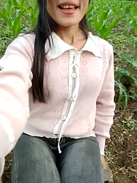 doggy-00 élő XXX-chatje