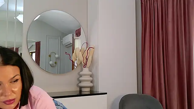 AnneRey Chat XXX live