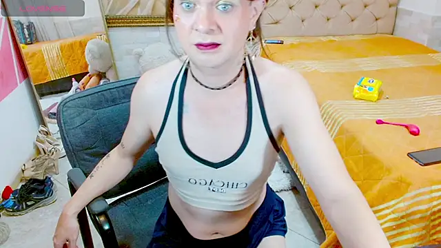 Dolldirtyxxx webkamerás műsora