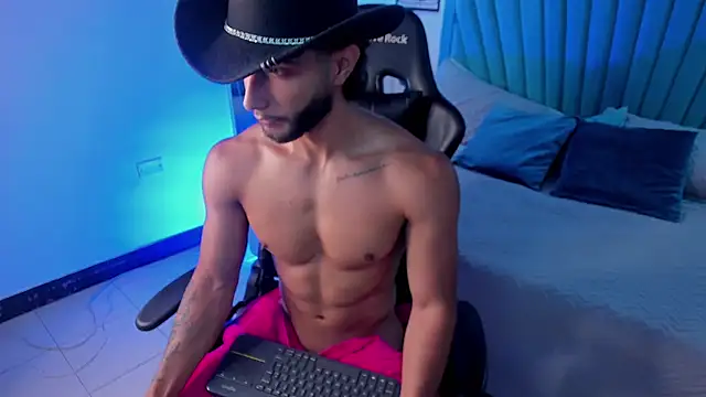 Show de Emmet_CollinsJS na webcam