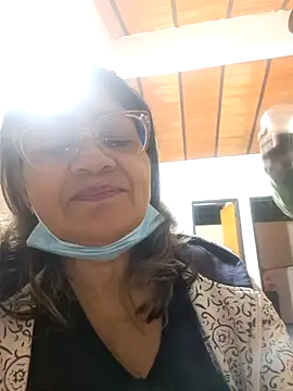 Chat XXX ao vivo de Vickyfox_