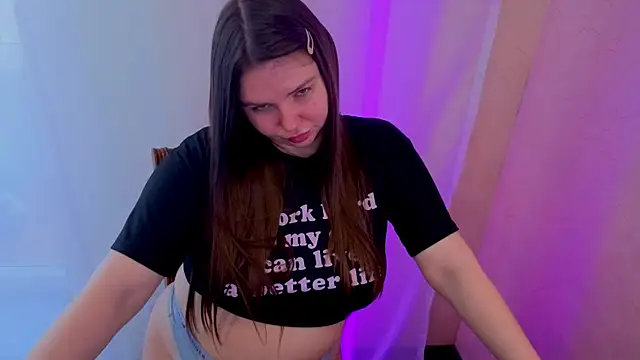 Chatroom XXX en direct de Cutie_Curvy