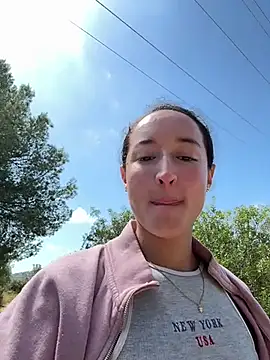 IsabellaSwee Adlı Modelin Canlı XXX Sohbeti