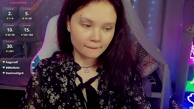 Chatroom XXX en direct de EmilyChaves