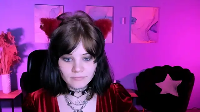 Chat +18 de nikki_kiss_ ao vivo