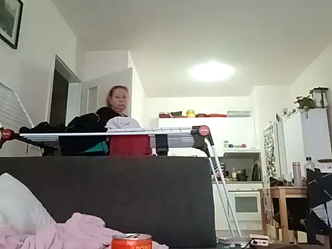 XXX chat uživo modela Jahudka47