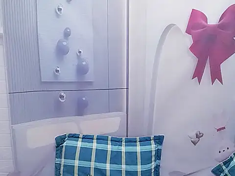 Hello-Kitty001's Webcam Show