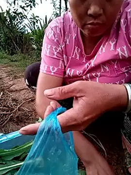 XXX chat uživo modela kalara_kail