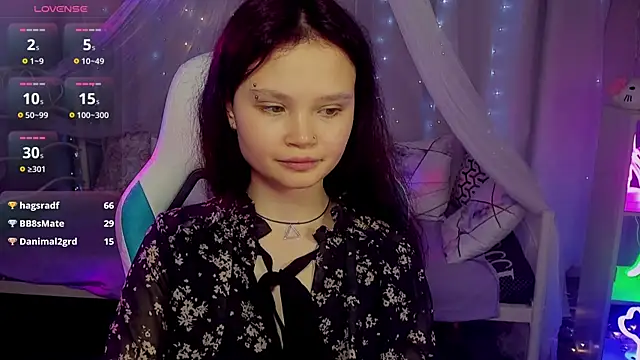 EmilyChaves Chat XXX live