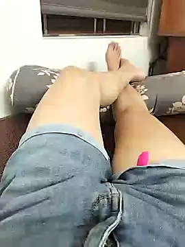 Lili_2love: απευθείας συνομιλία ΧΧΧ