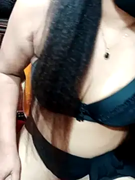 Lok_Sex 现场XXX聊天