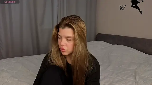 Chat +18 de DelenaRines ao vivo