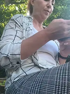 Živý XXX chat PervyxMilfxx