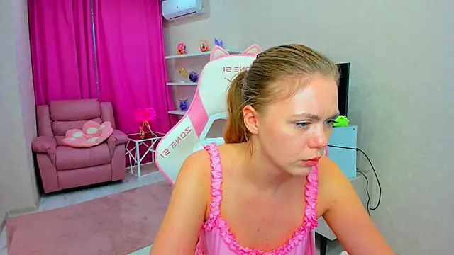 Chat +18 de Strawberrye ao vivo