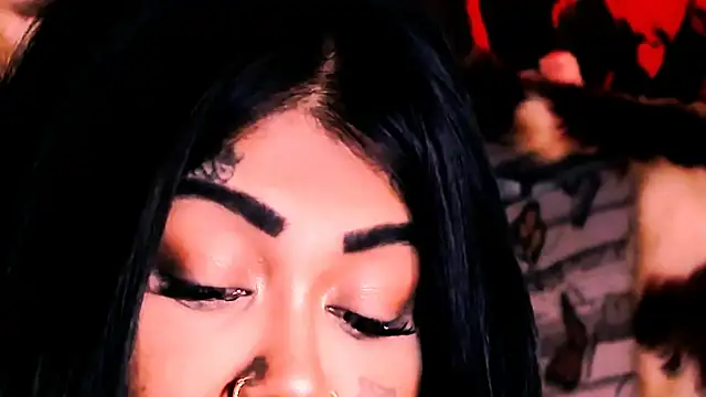 Živý XXX chat indian_dreamgirl