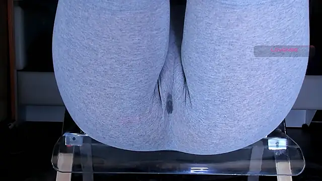 แชท XXX สดของ Cameltoe_squirt_inPants