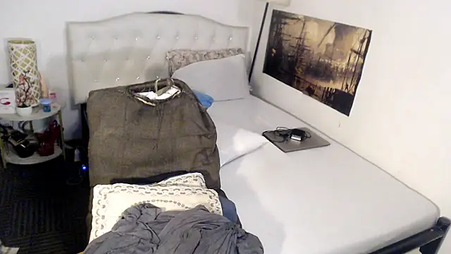 NinaDOM4CUMn Webbikameraesitys