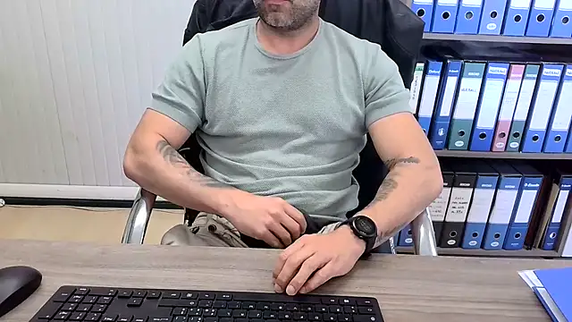 Онлайн чат XXX Evasionee