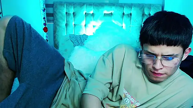 _justinmoon2: διαδικτυακό σόου στην κάμερα