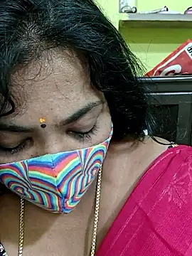 Tamil_Mithraのウェブカメラショー