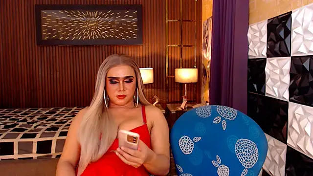 SeductiveAshleyTS: διαδικτυακό σόου στην κάμερα