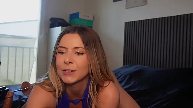 ambre_morrettiのウェブカメラショー