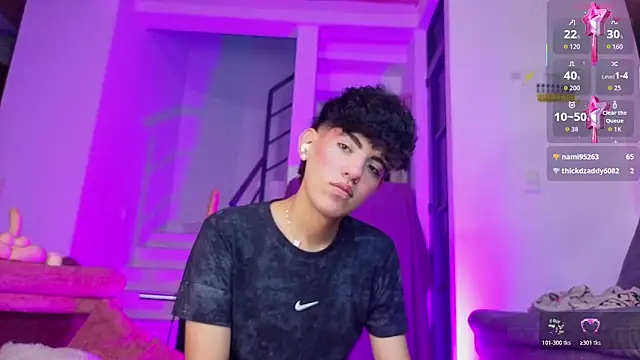 Webkamerová show max_femboy