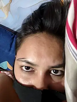 sanu_07 Chat XXX in diretta