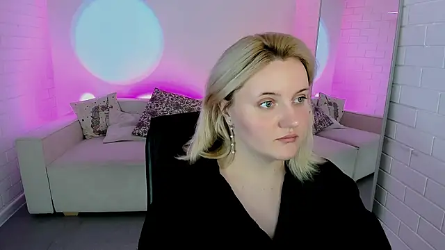 KathyBriggs élő XXX-chatje