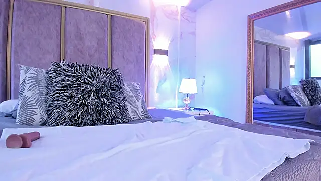 GiselOrtiz: онлайн-секс-чат