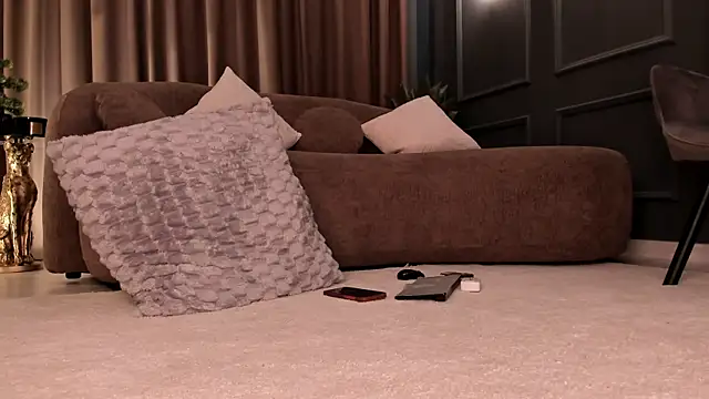 MissEmaDivine – Live XXX-chat