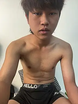 xiaohuangren01 在線直播表演