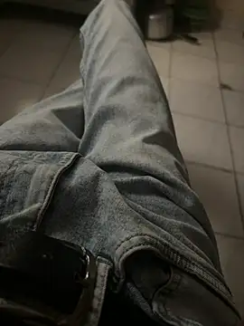 zxcvgf12300 Webcam-Show