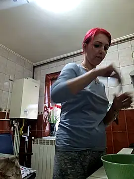 Evadesirex46 Adlı Modelin Canlı XXX Sohbeti