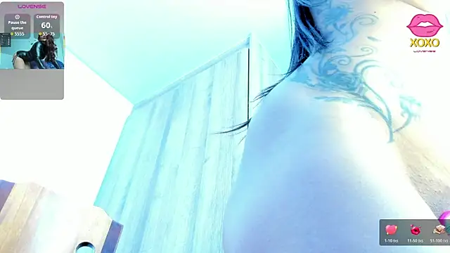 Bessie32 Adlı Modelin Canlı XXX Sohbeti