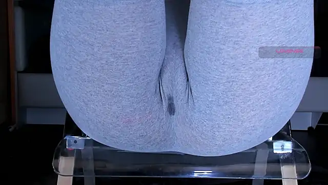 Sembang XXX Secara Langsung Cameltoe_squirt_inPants