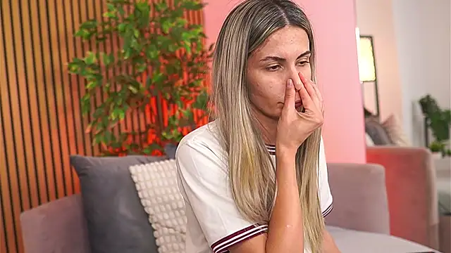 Chat XXX en directo de Avril_Cyrus