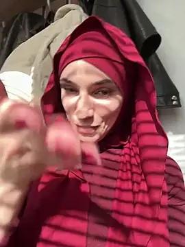 SugarDanger Adlı Modelin Canlı XXX Sohbeti