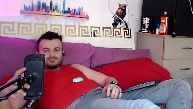 iuligruia69n Webbikameraesitys