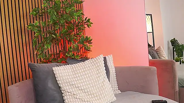 Avril_Cyrus Adlı Modelin Canlı XXX Sohbeti