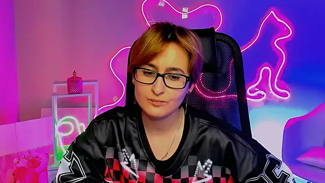 Chatroom XXX en direct de LixeLuna