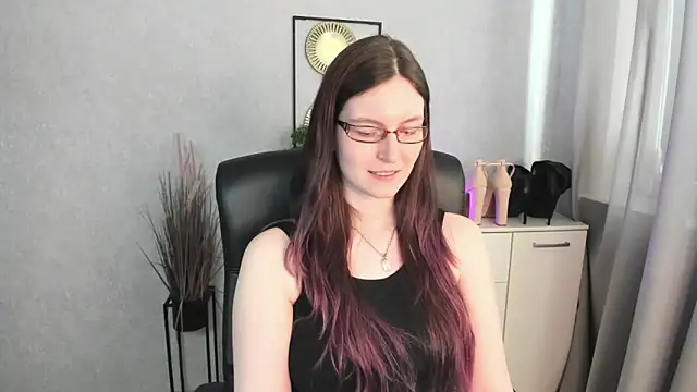 แชท XXX สดของ emmaxDelight