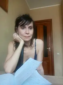 دردشة Francenia_lolis الجنسية المباشرة