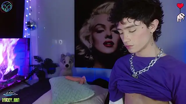 maxiy_001's Webcam Show