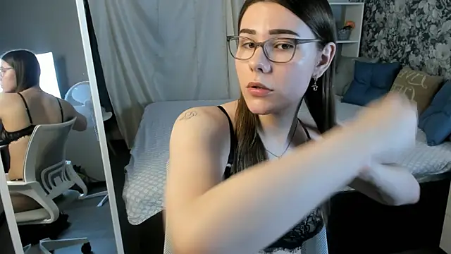 Coraline_kitty: онлайн-секс-чат