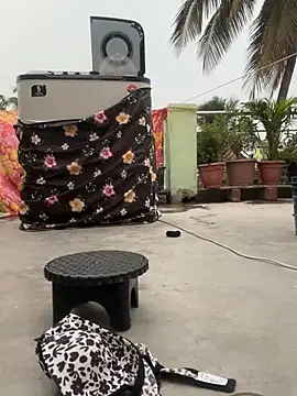 Ishikaranaa: вебкам-шоу