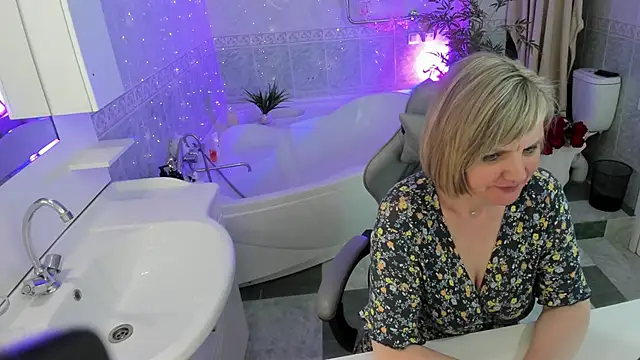 دردشة BettyGibsonn الجنسية المباشرة