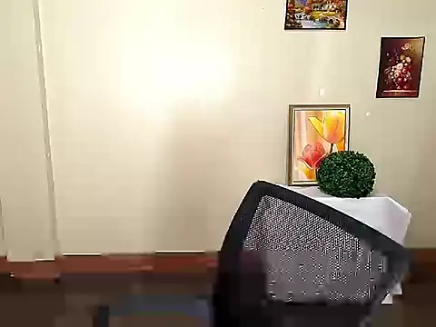 urcutie_ellexxx Show Webcam