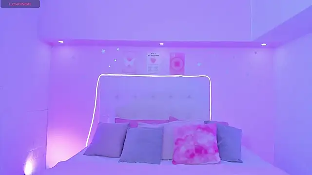 دردشة ScarlettDreamss7 الجنسية المباشرة