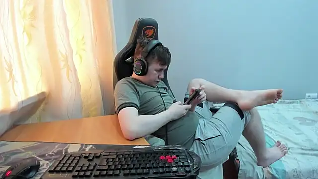 Вебкам-шоу iliaskrislove